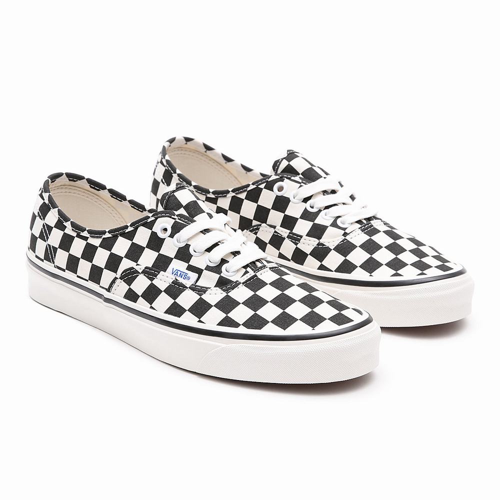 Men\'s Vans Anaheim Factory Authentic 44 DX Sneakers Black / White | USA82761