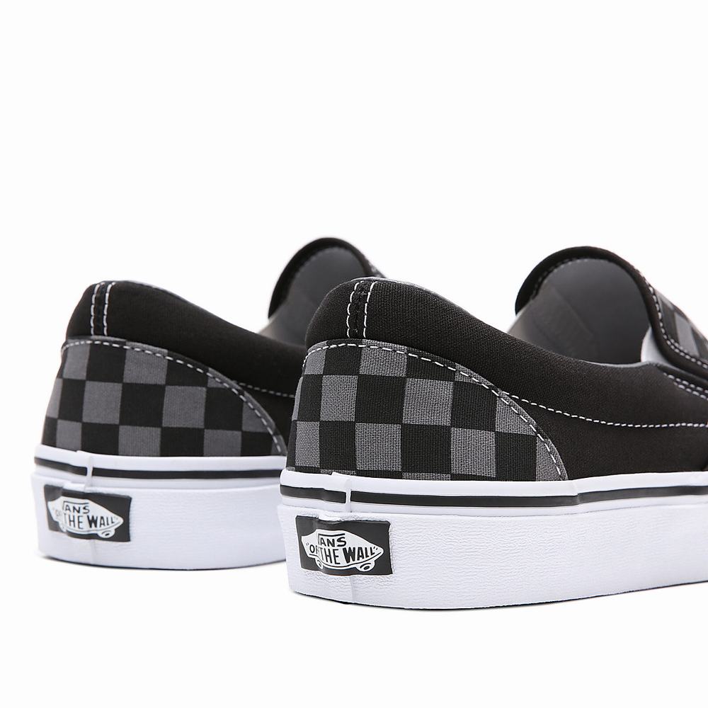 Men's Vans Checkerboard Classic Slip On Shoes Black / Grey | USA21750