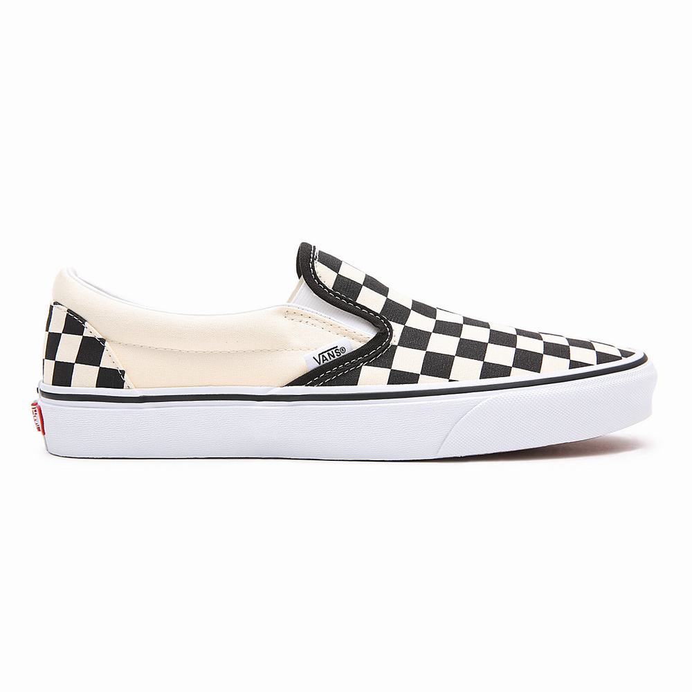 Men's Vans Checkerboard Classic Slip On Shoes Black / White | USA21783