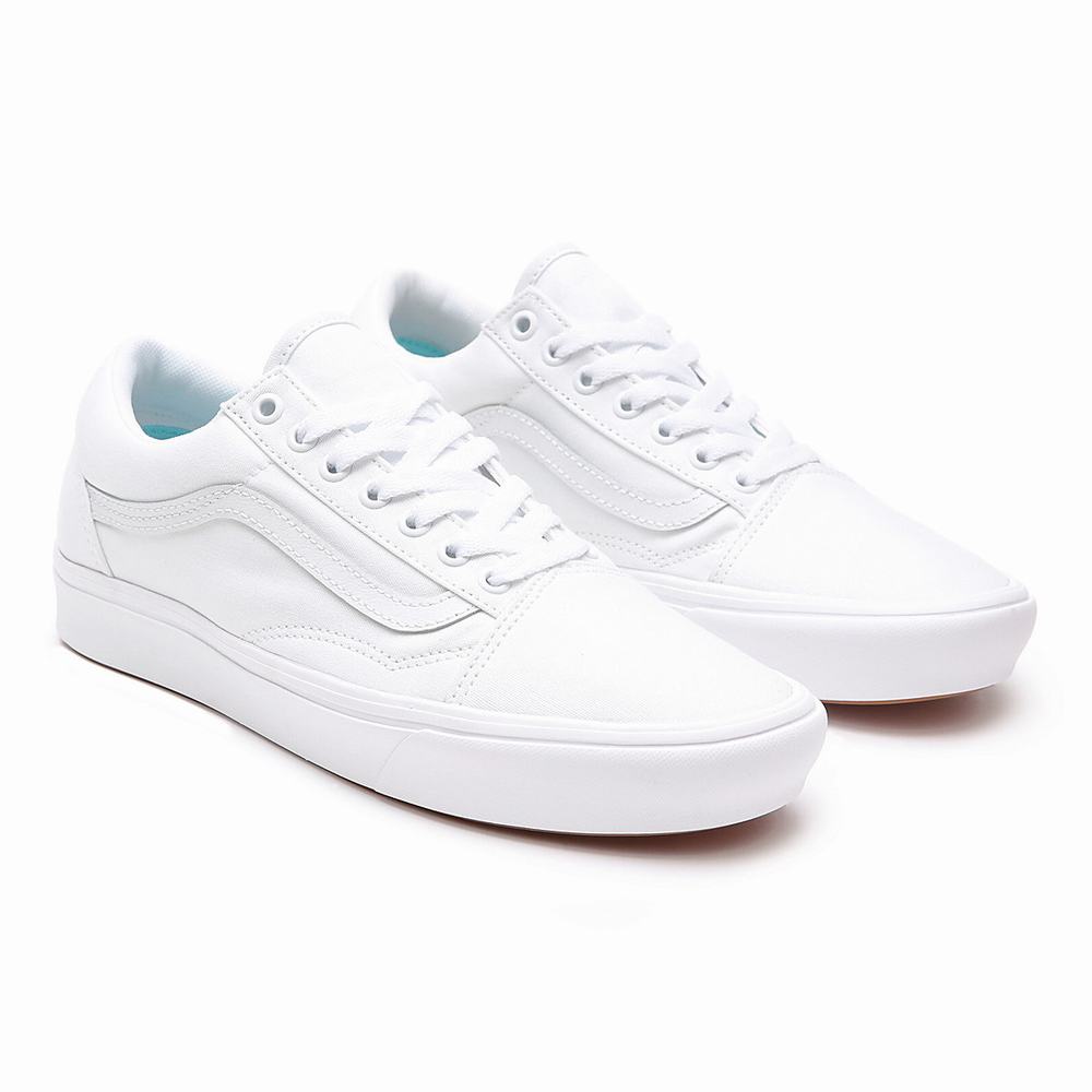 Men\'s Vans Classic ComfyCush Old Skool Sneakers White | USA80241