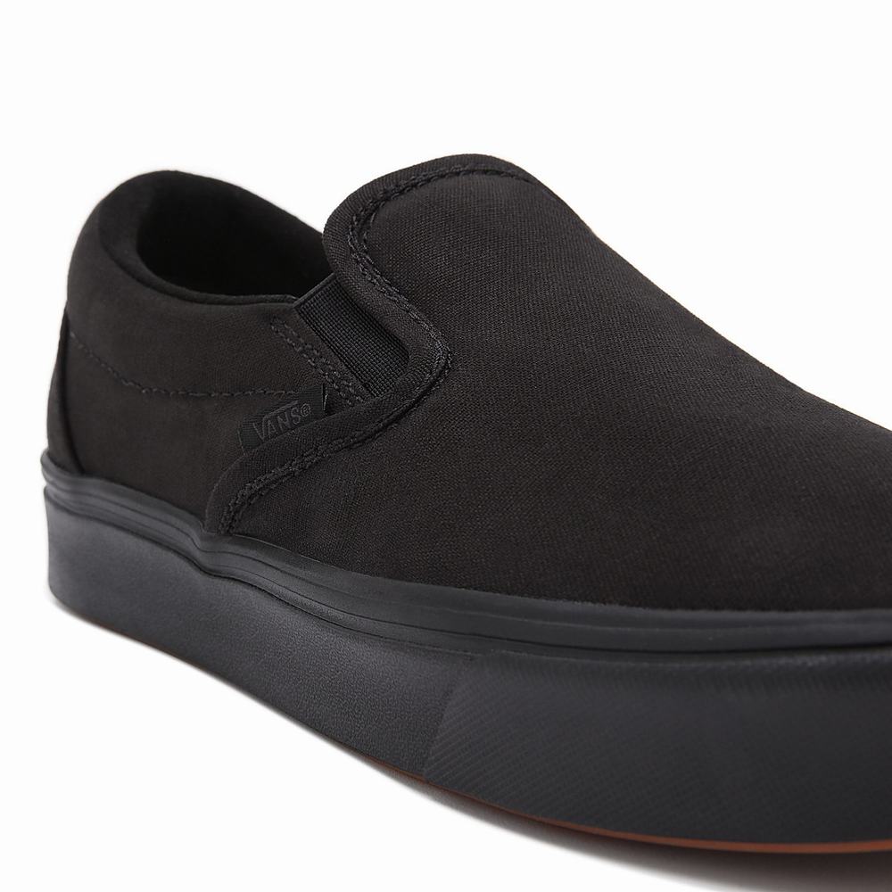 Men's Vans Classic ComfyCush Slip On Shoes Black | USA52094