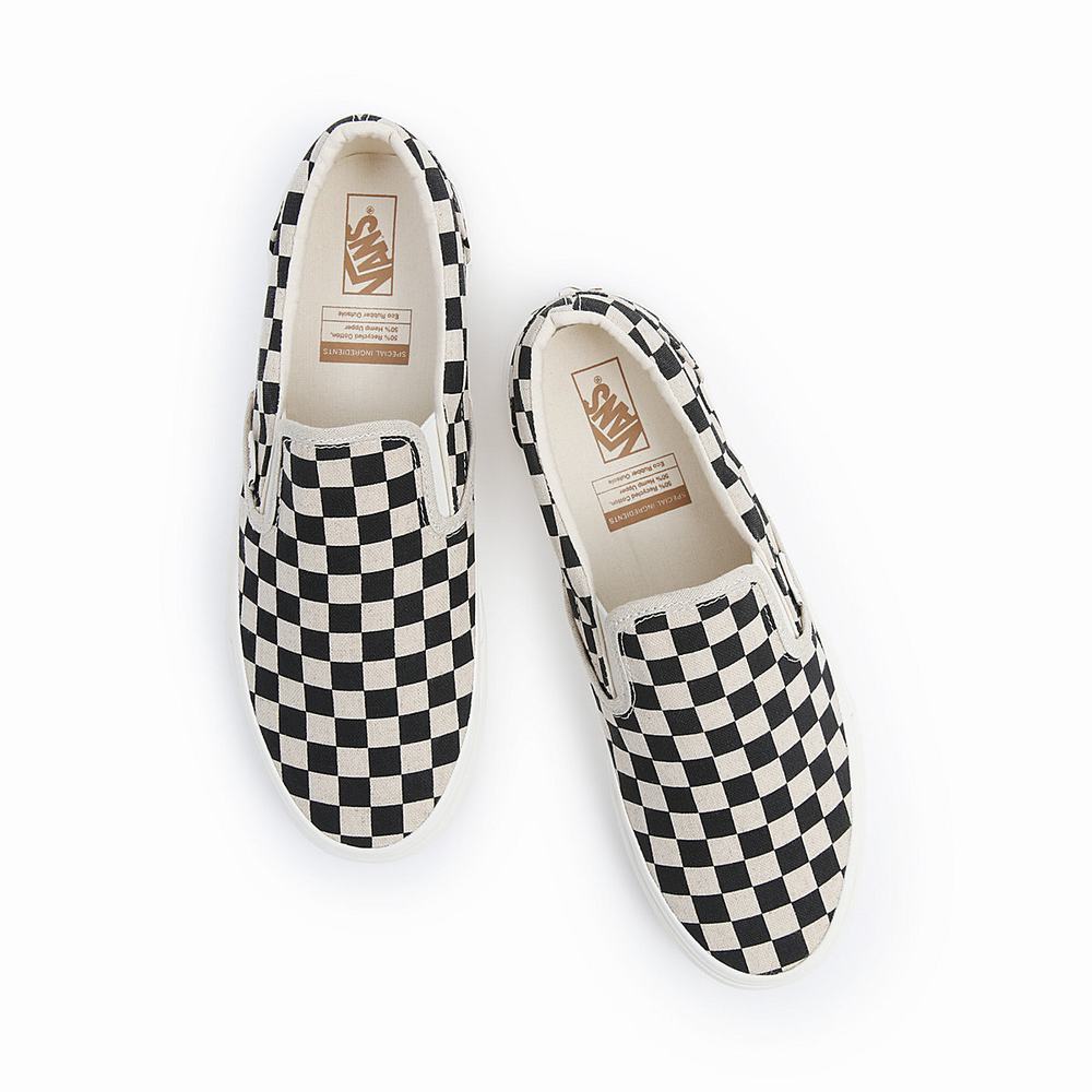 Men's Vans Classic Slip On Shoes Black / White | USA61027