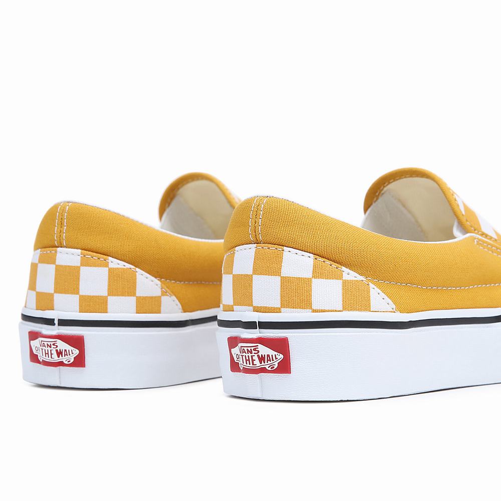 Men's Vans Classic Slip On Shoes Yellow / White | USA89173