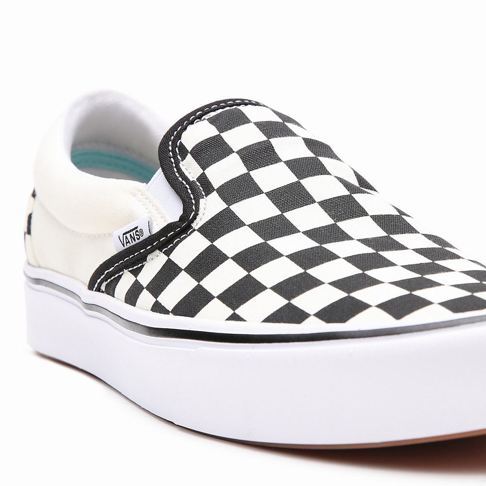 Men's Vans Comfycush Slip On Shoes Black / White | USA08914