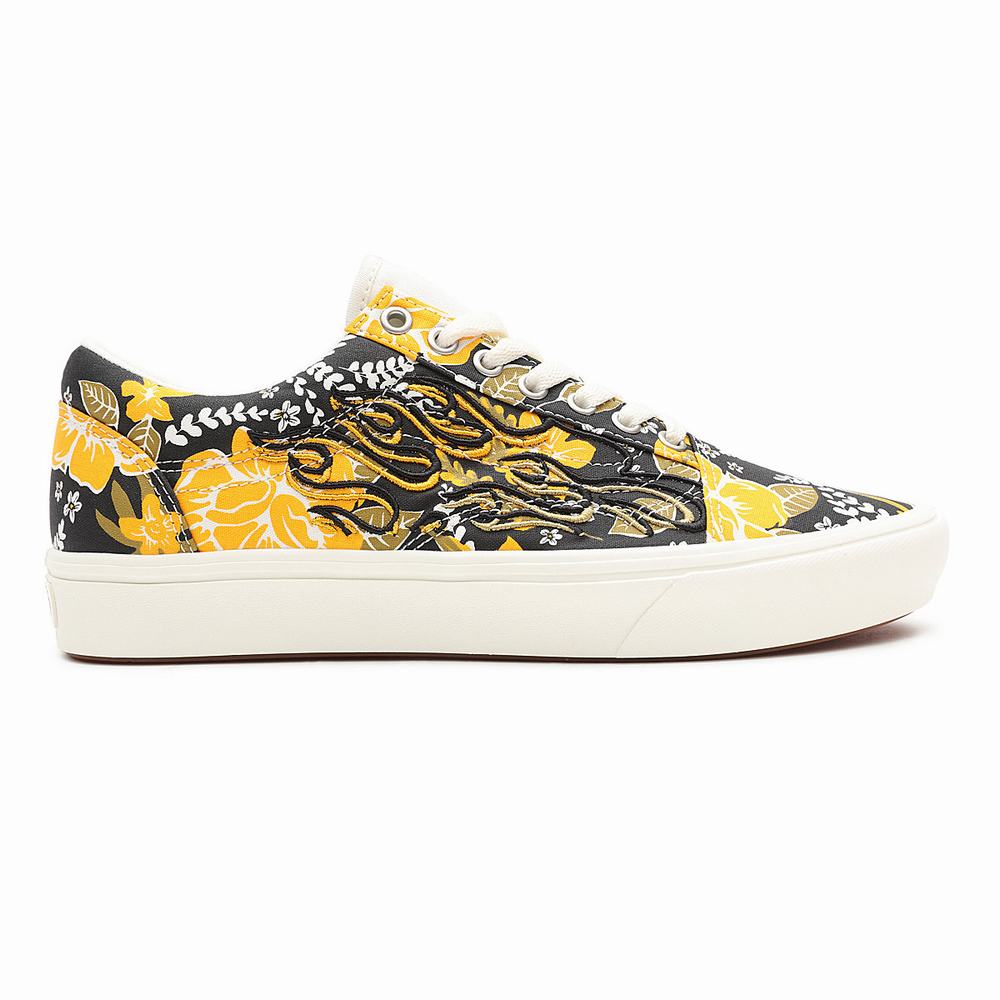 Men's Vans Flame Embroidery ComfyCush Old Skool Sneakers Black / Yellow | USA29130