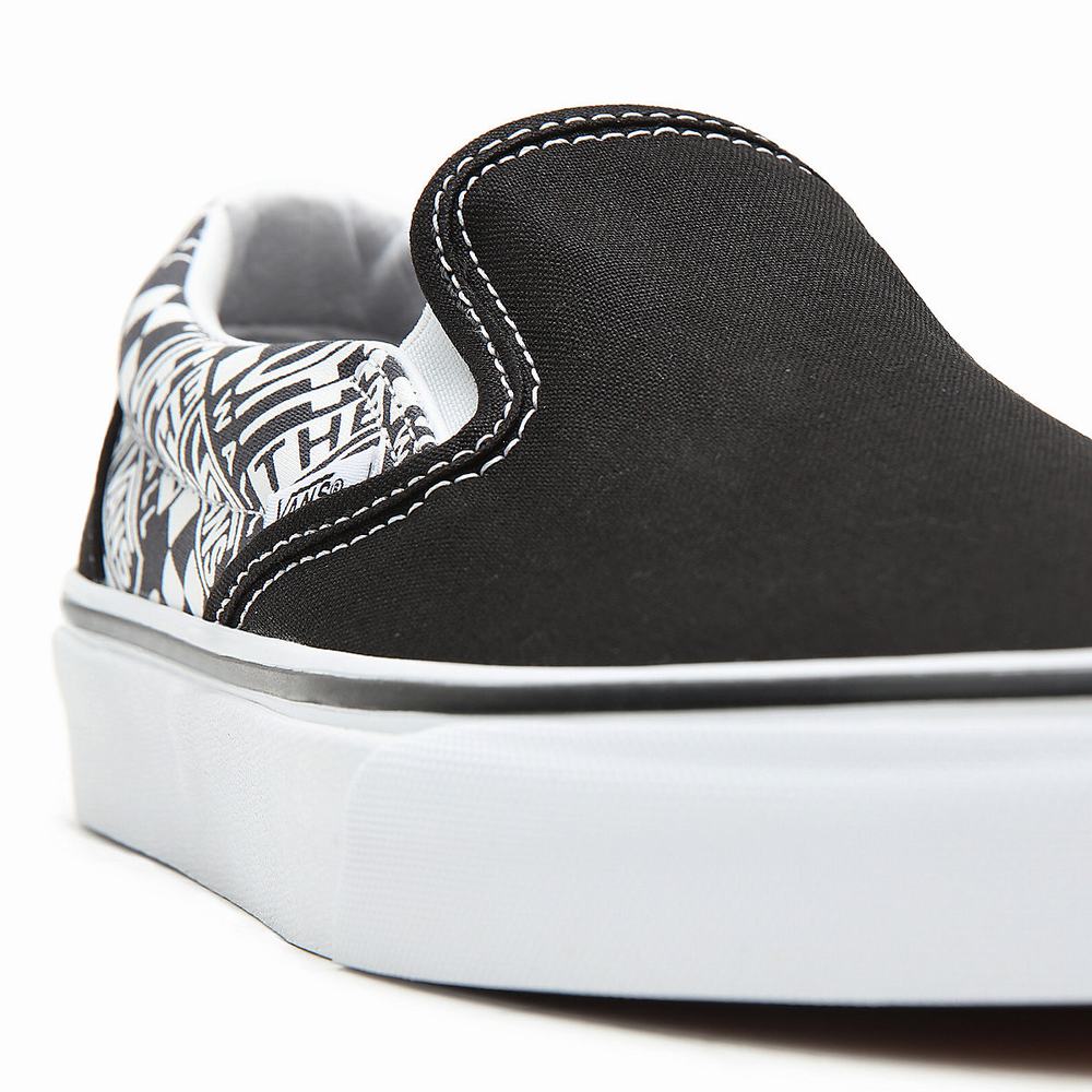 Men's Vans Off The Wall Classic Slip On Shoes Black | USA71906