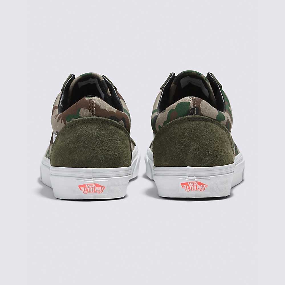 Men's Vans Old Skool Sneakers Camo Olive / White | USA73901