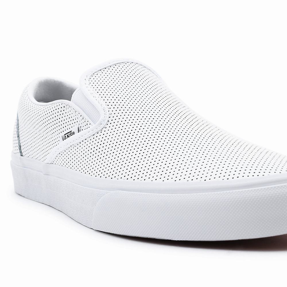 Men's Vans Perf Leather Classic Slip On Shoes White | USA36402