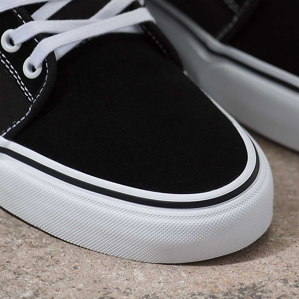 Men's Vans Skate Chukka Skate Shoes Black / White | USA73205