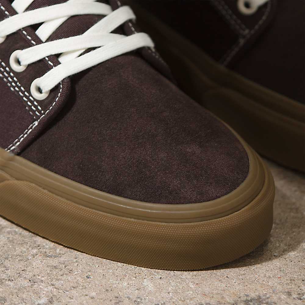 Men's Vans Suede Gum Skate Chukka Skate Shoes Chocolate | USA87291