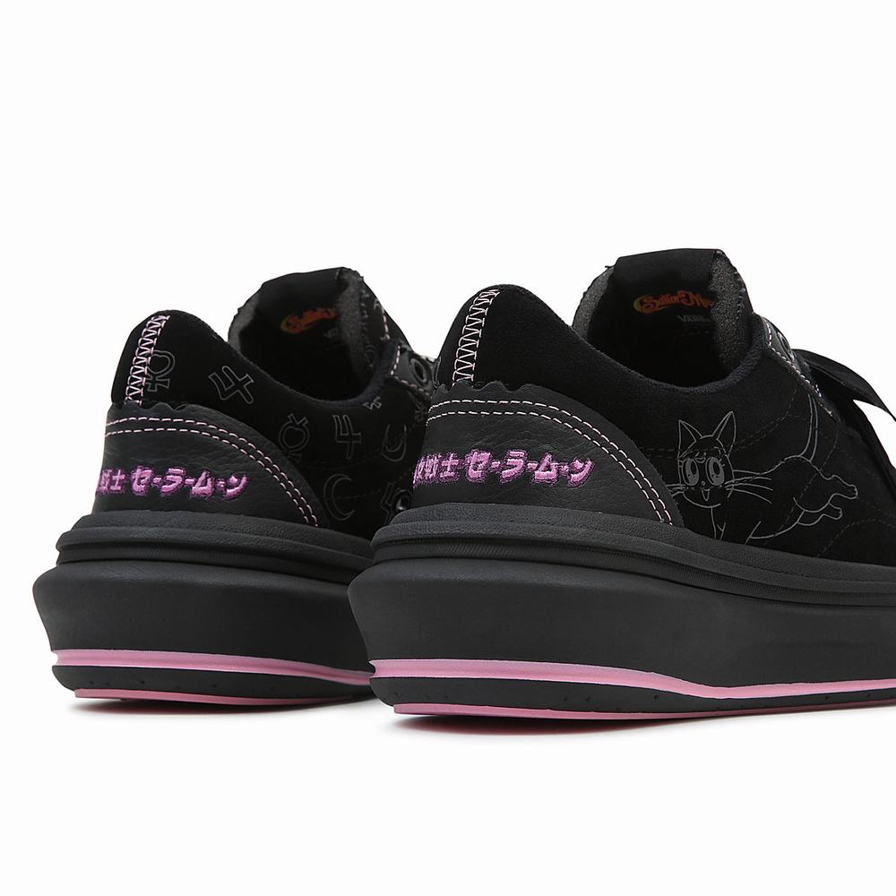 Men's Vans X Pretty Guardian Sailor Moon Old Skool Overt CC Sneakers Black | USA98531