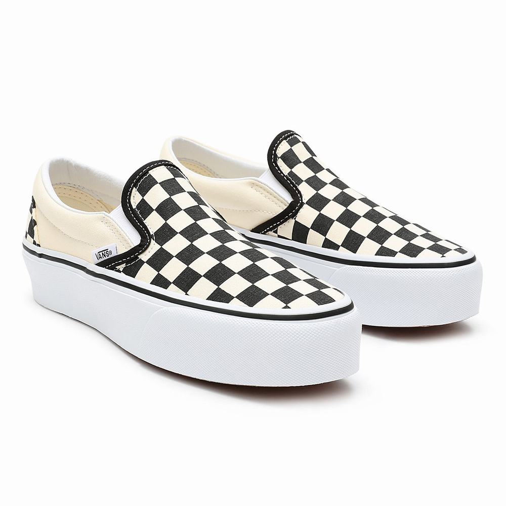 Women\'s Vans Checkerboard Classic Slip-On Platform Slip On Shoes Black / White | USA70612