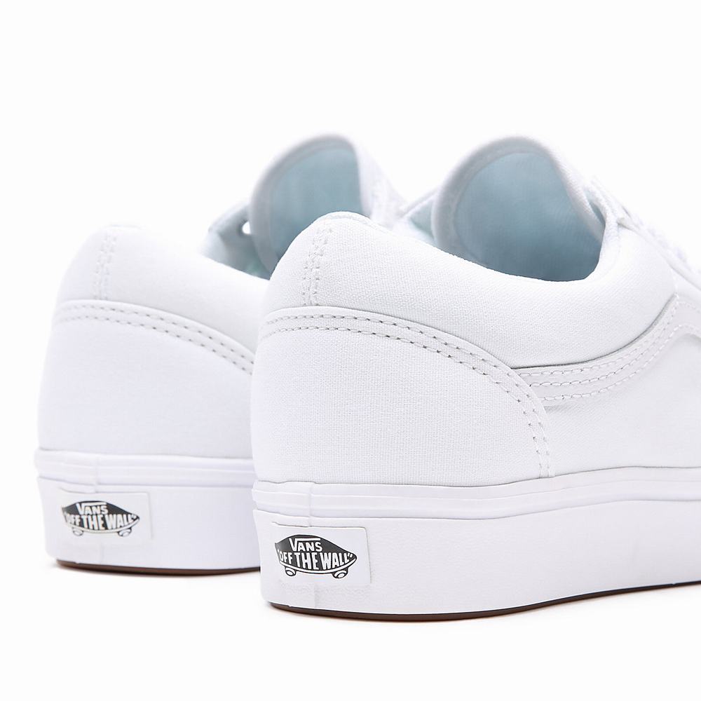 Women's Vans Classic ComfyCush Old Skool Sneakers White | USA87154