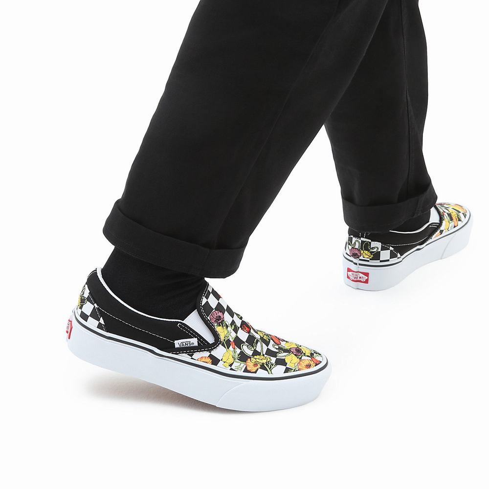 Women's Vans Classic Slip-On Platform Slip On Shoes Black / Multicolor | USA98463