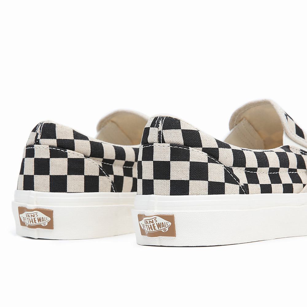 Women's Vans Classic Slip On Shoes Black / White | USA10978