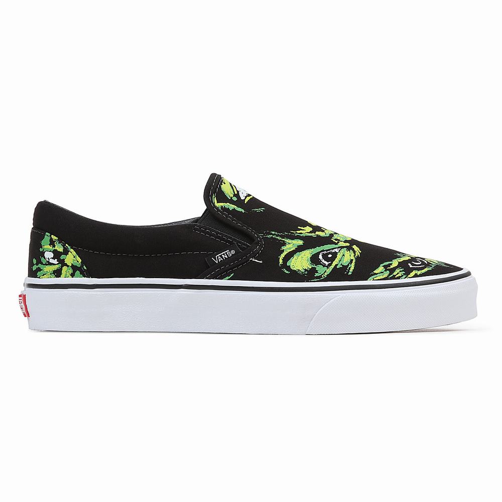 Women's Vans Classic Slip On Shoes Black | USA62473