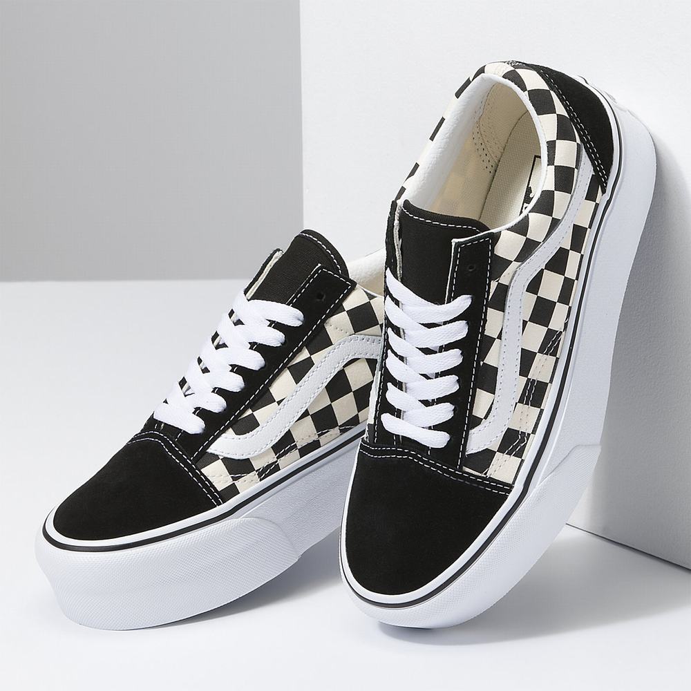 Women's Vans Old Skool Stackform Sneakers Black / White | USA12046