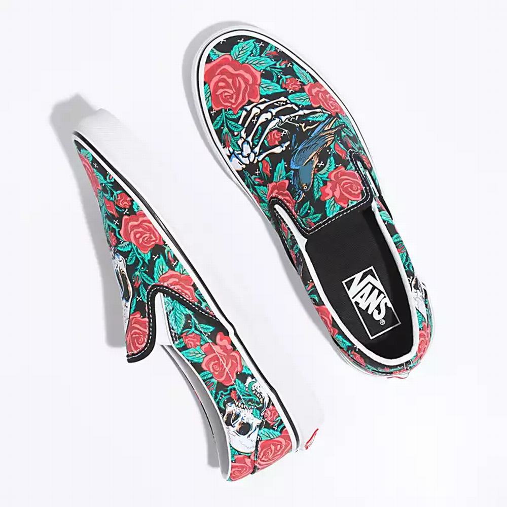 Women's Vans Rose Skulls Classic Sneakers Black / White | USA47629